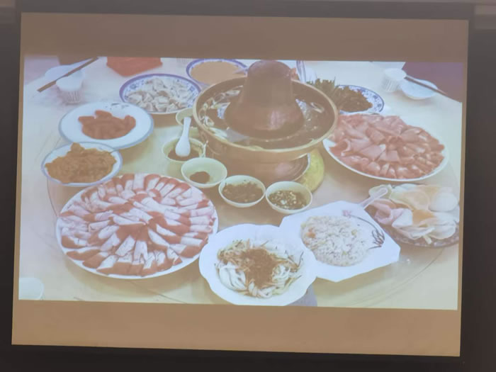 綿陽中旅行假日旅行社舉行胡楊林、南疆專列推薦會